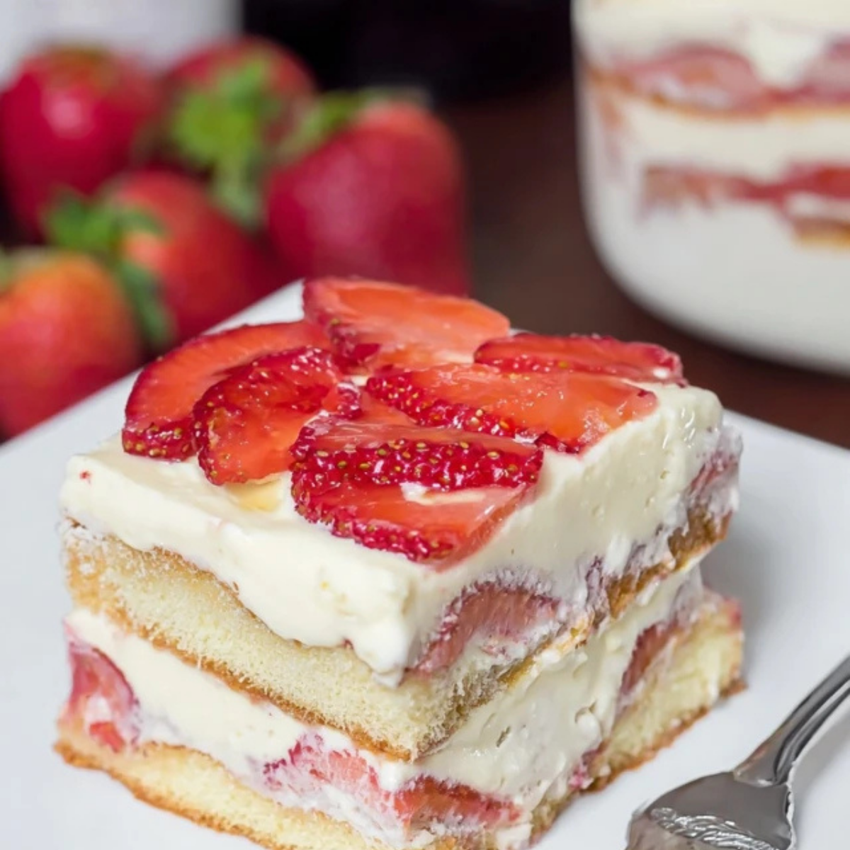 Strawberry Tiramisu