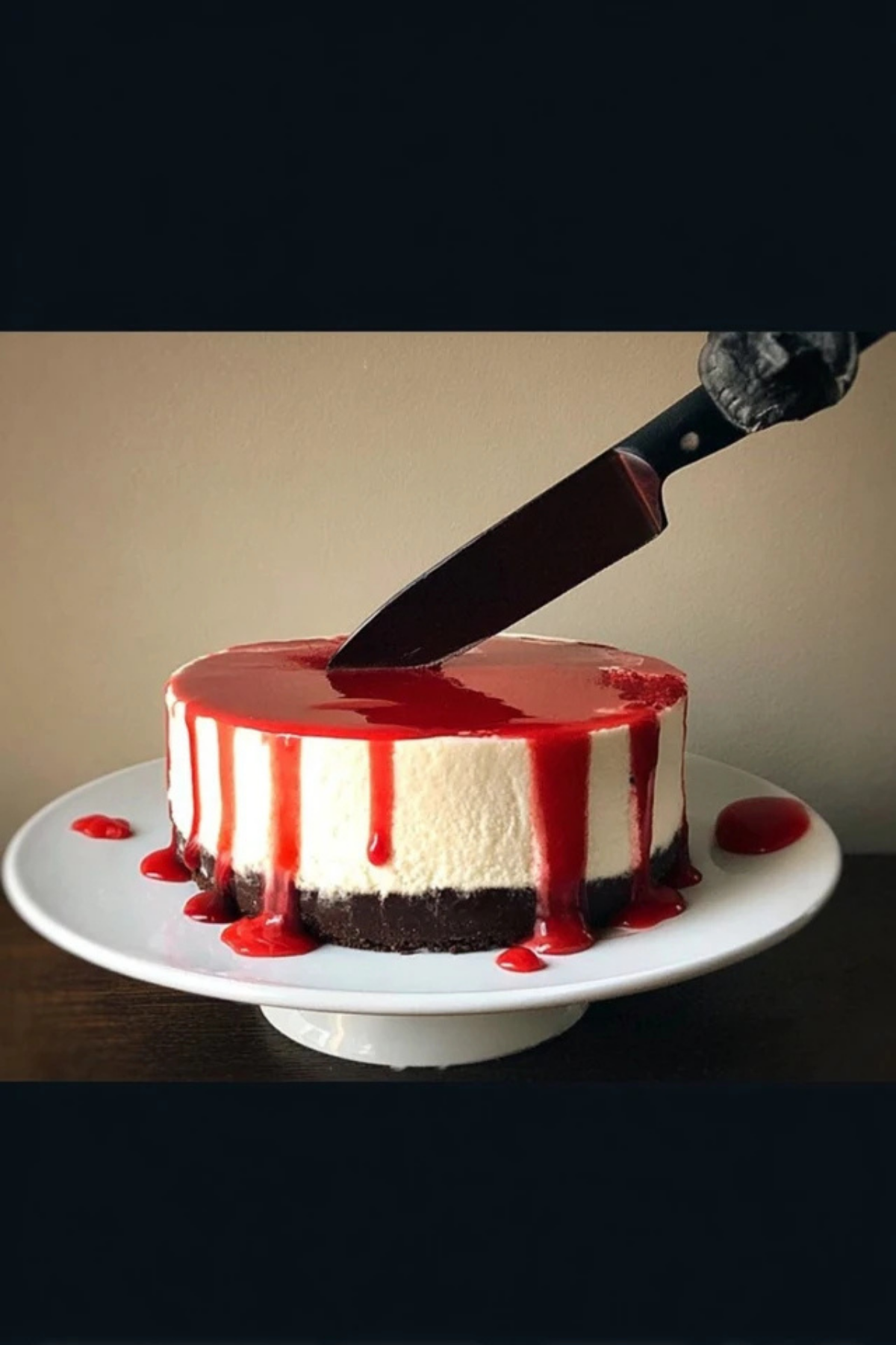 Bloody Good Halloween Cheesecake