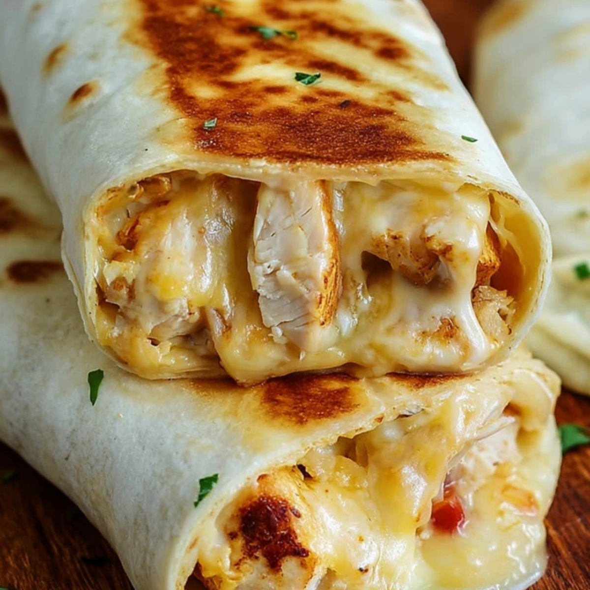 Cheesy Garlic Chicken Wraps