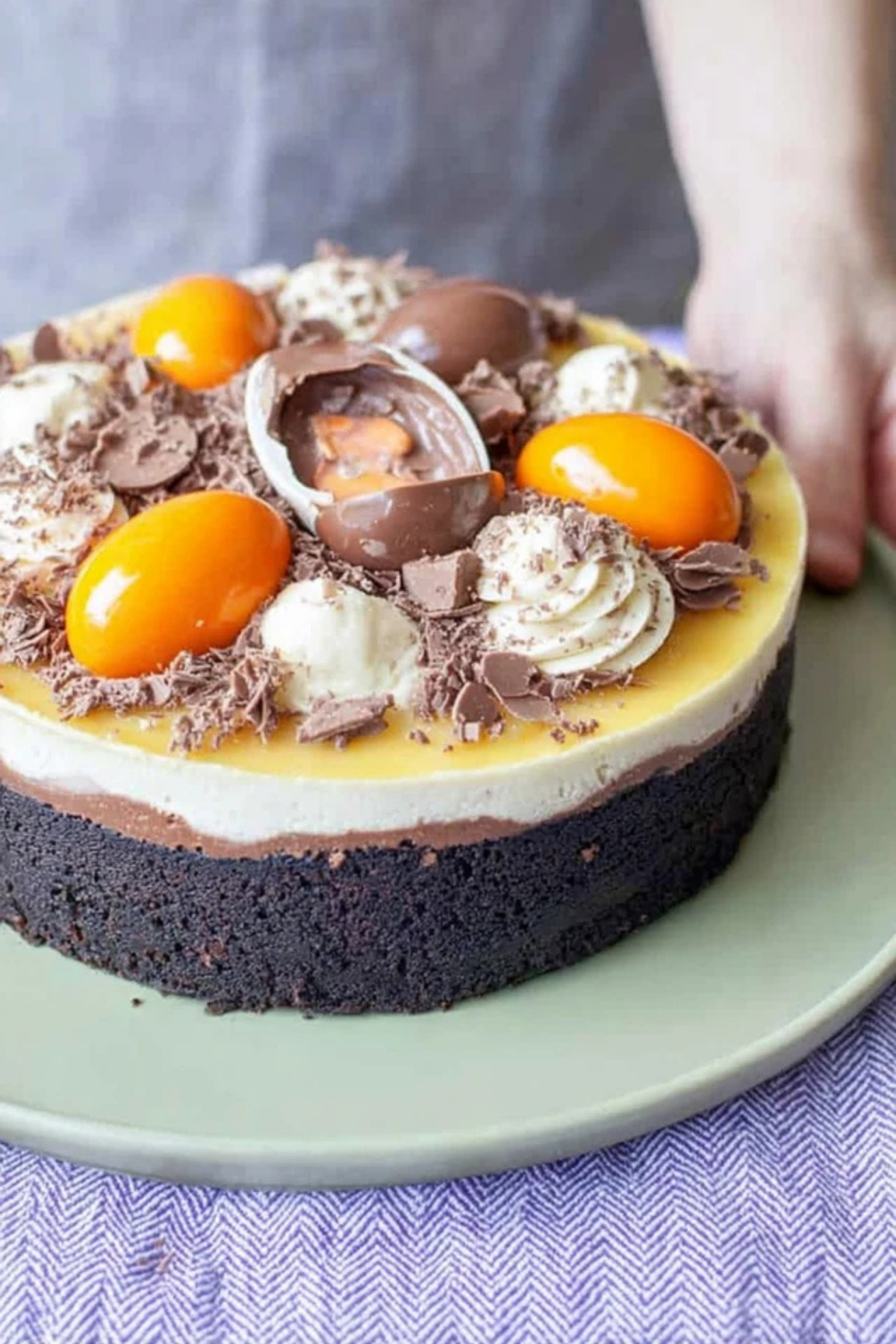 Cadbury Creme Easter Egg Cheesecake